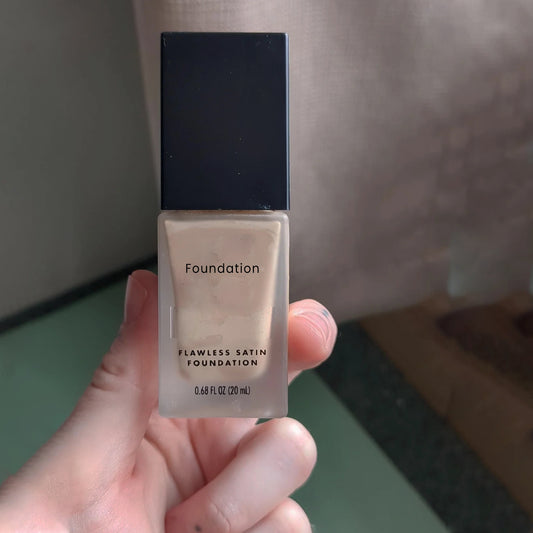 Flawless Satin Liquid Foundation